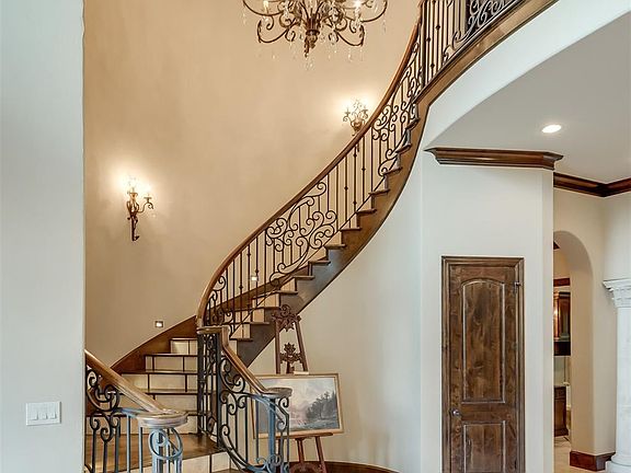 4th image of 15 Primm Valley Ct