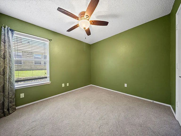 1444 Atkins St — Photo 21