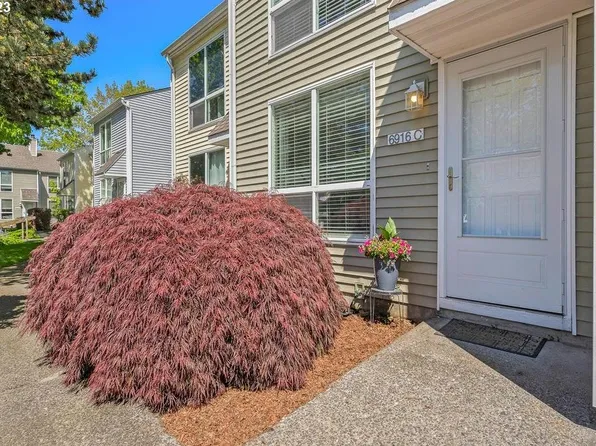 6916 NE 43rd St APT C, Vancouver, WA 98661
