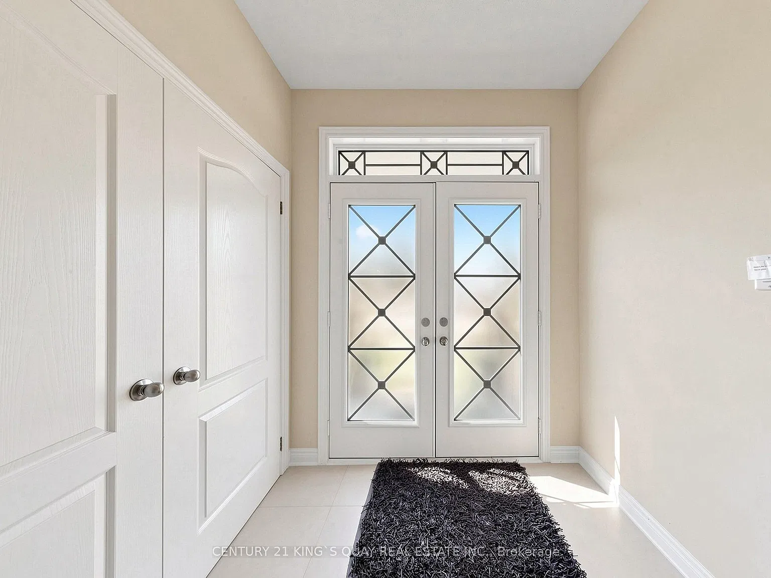 5 bed, $4,300 — Photo 3