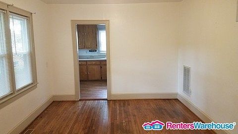 2nd image of 8336 Chesapeake Blvd