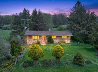 8889 Mount Hope Rd, Grass Lake, MI 49240