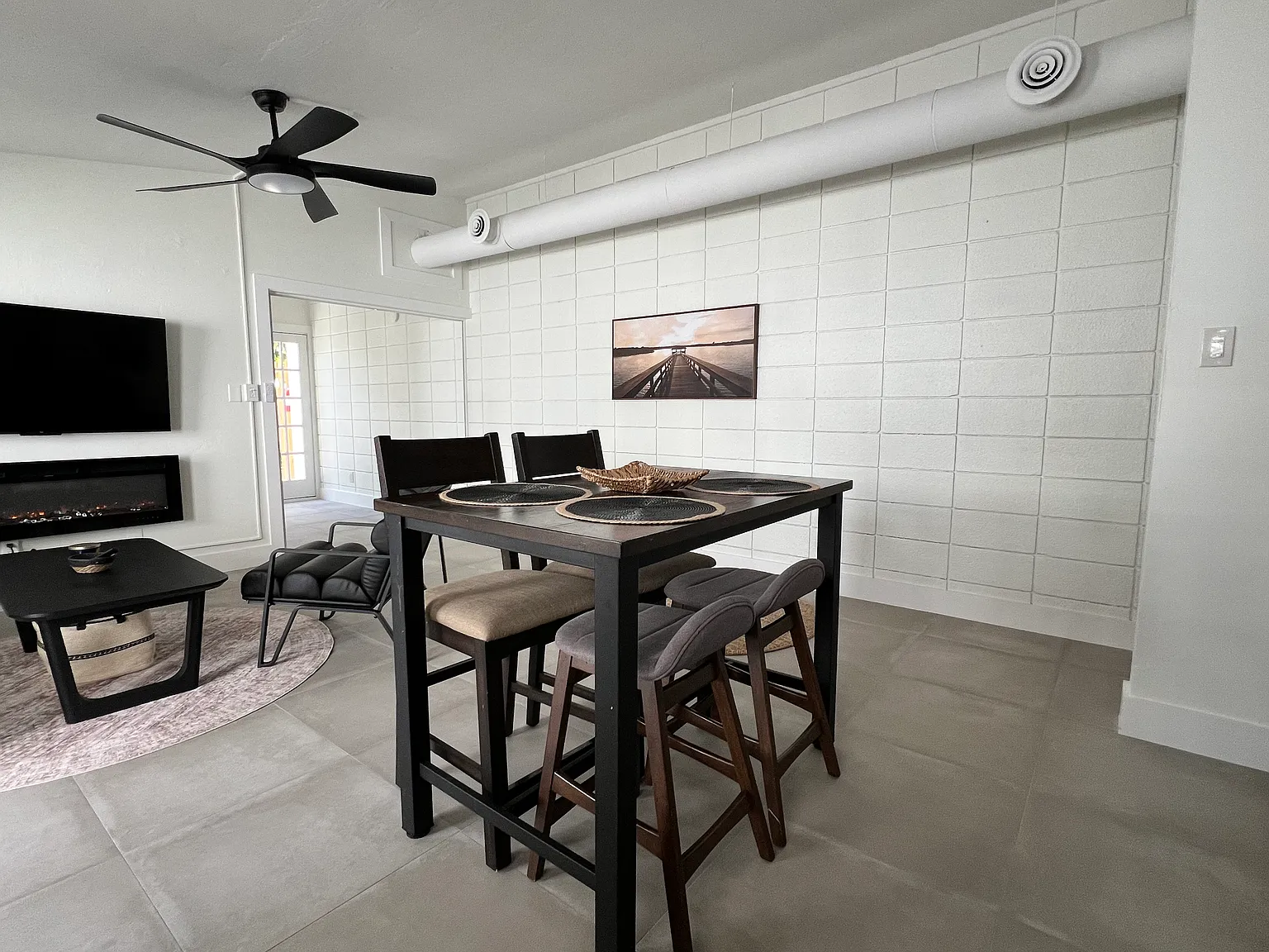 2 bed, 1022 sqft, $2,495 — Photo 4