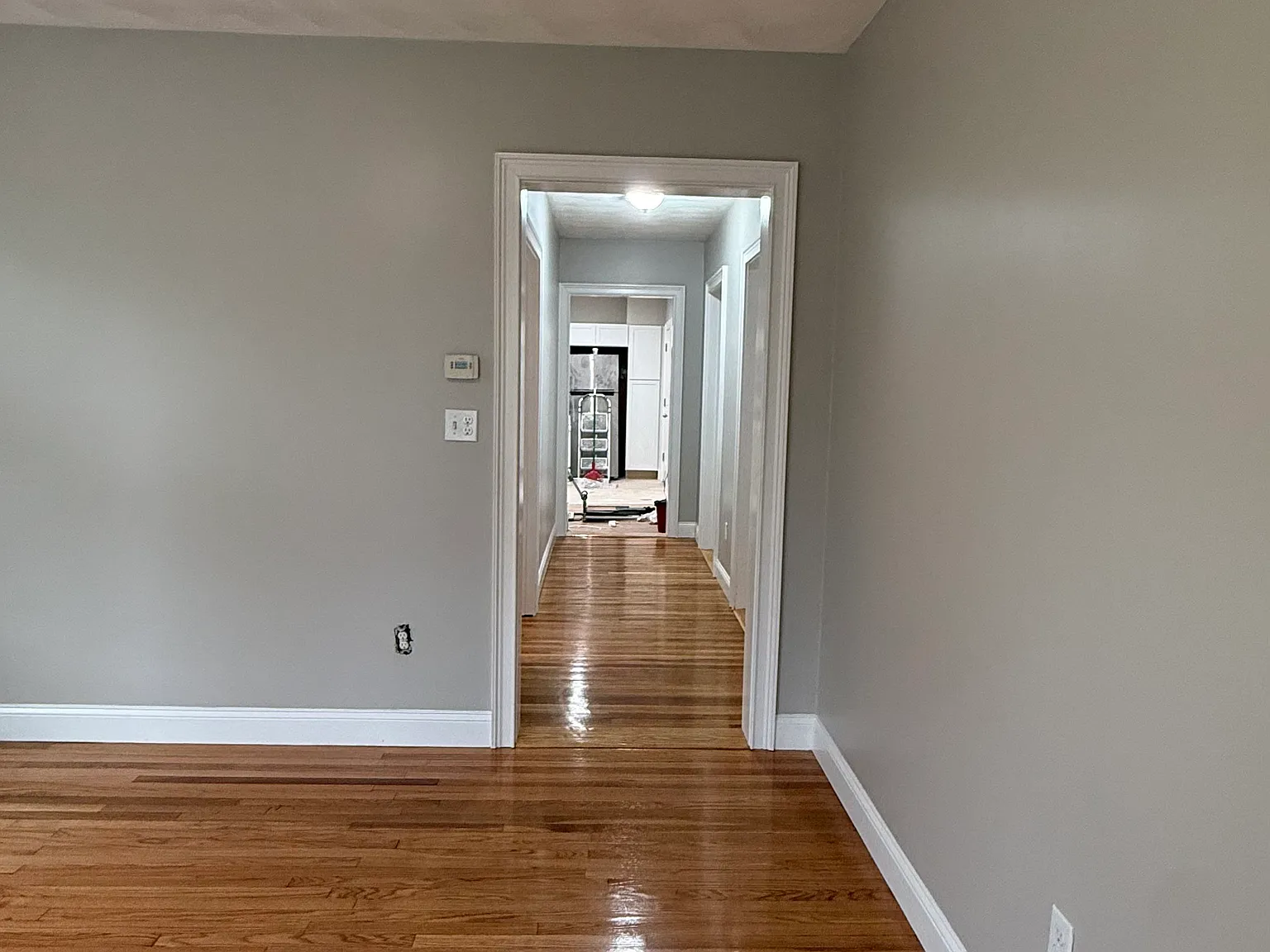 3 bed, 1200 sqft, $3,000 — Photo 4