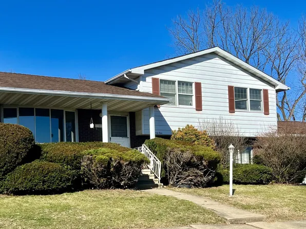 1044 Robert Rd, Old Forge, PA 18518