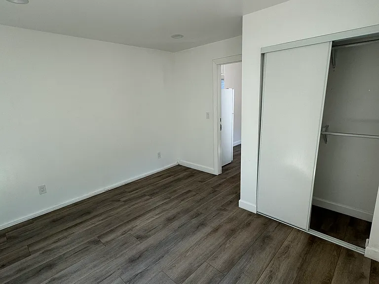 236 E Neece St — Photo 9
