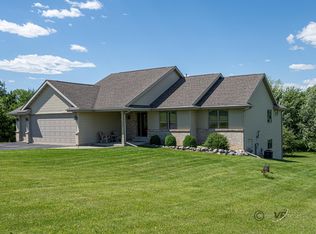 2018 Alfalfa Way, Freeport, IL 61032