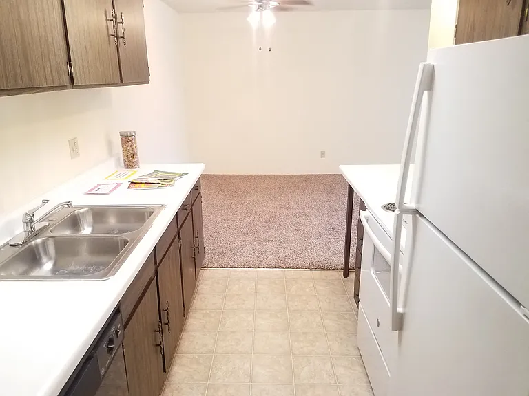 Winding Hills Apartments — Photo 74