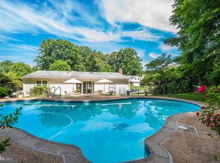 5321 Stonington Dr, Fairfax, VA 22032
