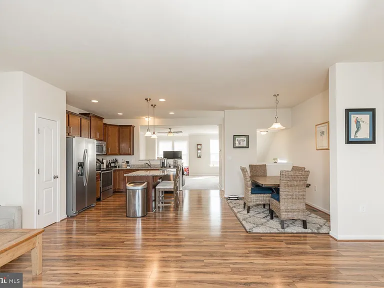 155 Schramm Loop — Photo 8