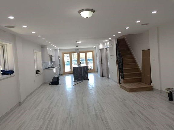 2nd image of 2358 National Dr #1