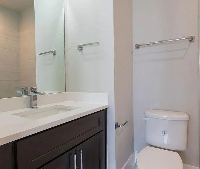 5703 Larkin #A — Photo 32