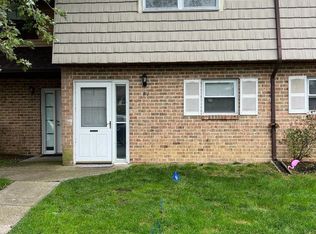 210 La Cascata, Clementon, NJ 08021