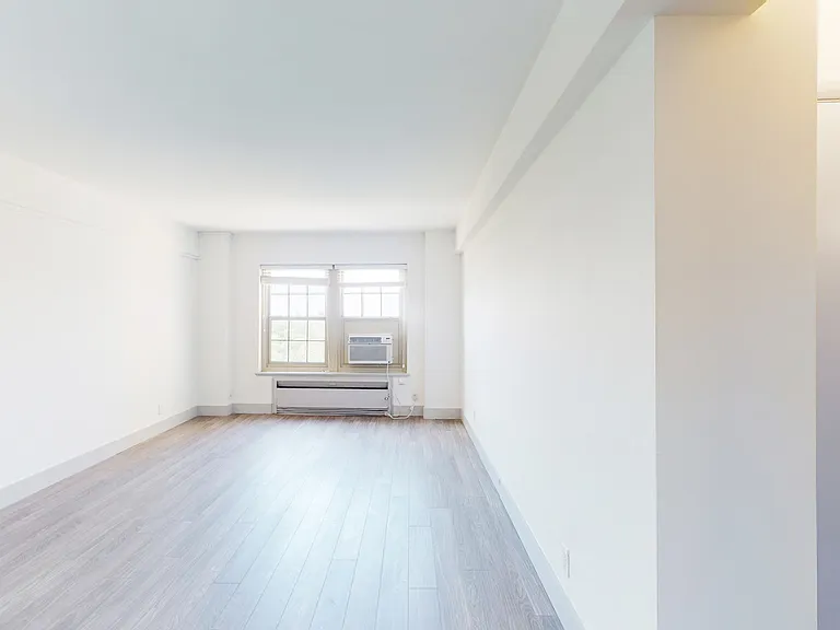 Dining/Living room