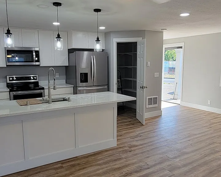 407 SE 117th Ave — Photo 11