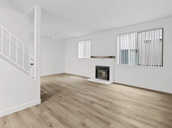 7040 Flight Ave APT 6, Los Angeles, CA 90045