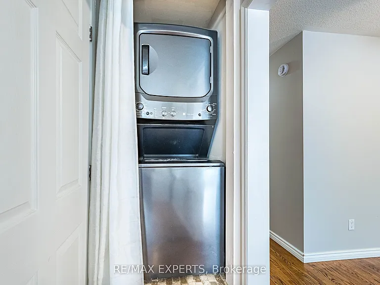 93 A Dawson Rd — Photo 15