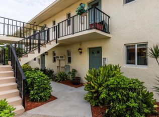 185 Palm Dr #18-C, Naples, FL 34112