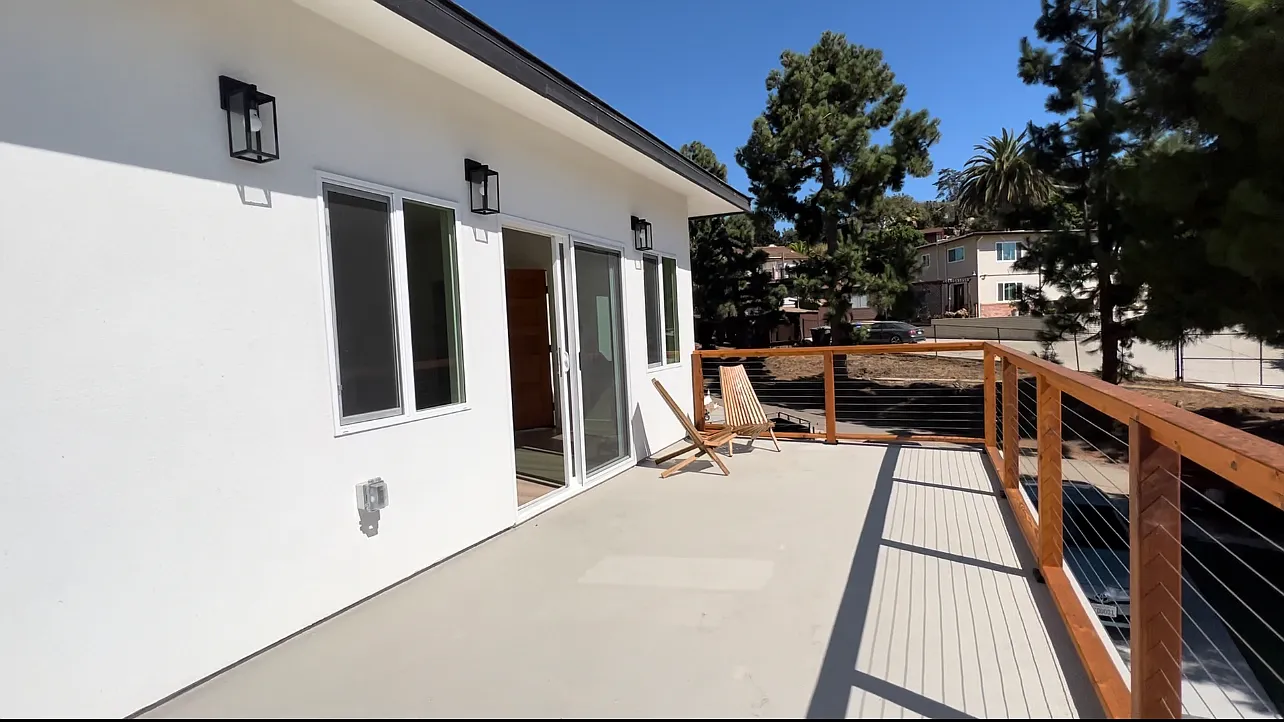 2 bed, 815 sqft, $2,950 — Photo 1