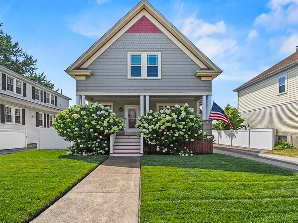 11 Huttleston Ave, Fairhaven, MA 02719