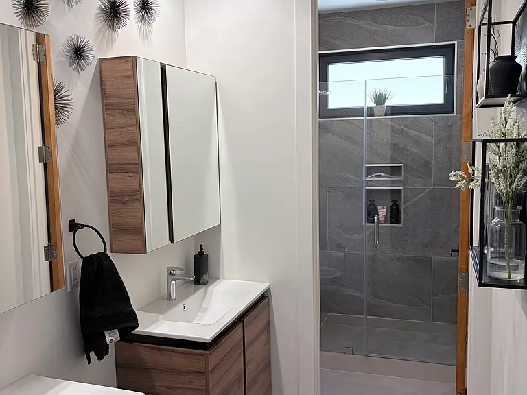 2464 Desire Ave — Photo 19