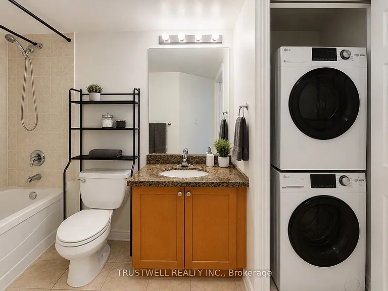 18 Spring Garden Ave #Penthouse 107 — Photo 12