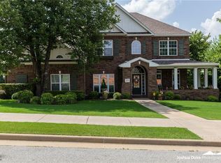 5090 Valhalla St, Springdale, AR 72764