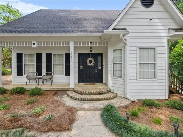 10353 Easthill Dr, Mobile, AL 36695