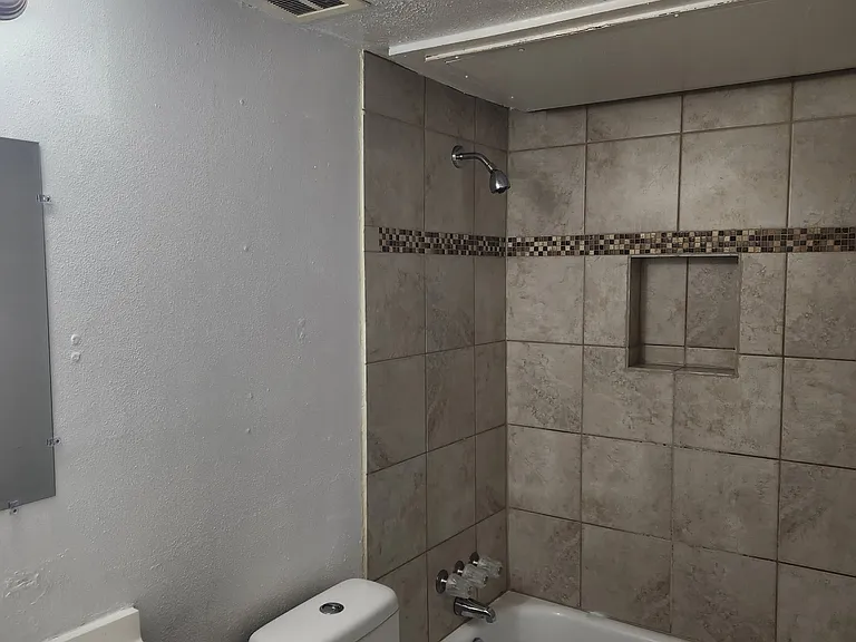 324 Valley Park Dr — Photo 14