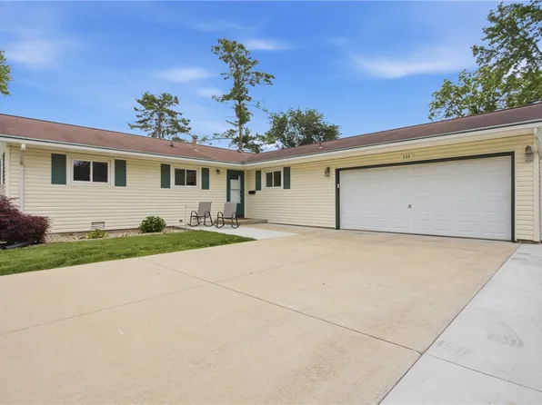 504 Taft Ave, Charleston, IL 61920