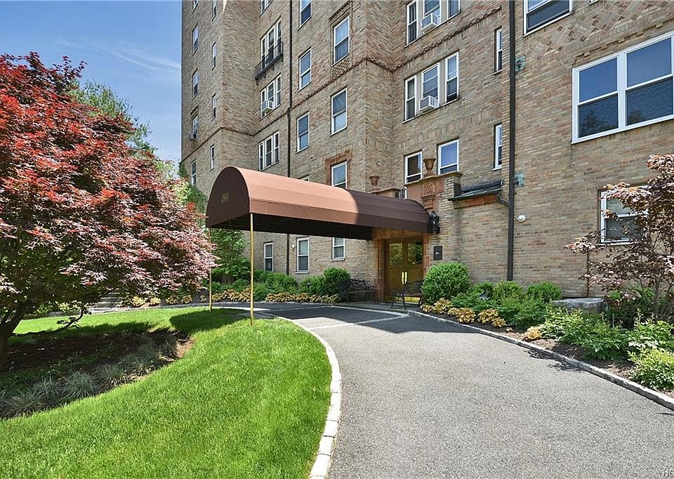 1st image of 490 Bleeker Ave