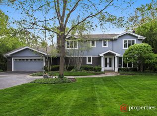 385 Ramsay Rd, Deerfield, IL 60015