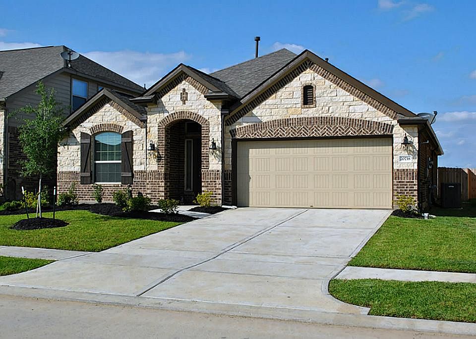 1st image of 20738 Holly Rain Dr