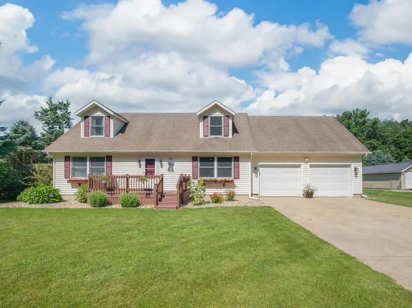1136 Carberry Rd, Niles, MI 49120