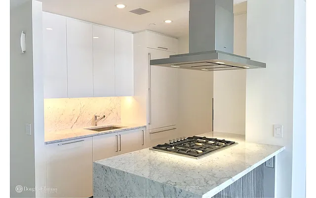 Rented by Douglas Elliman | media 25