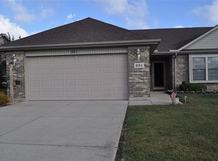 351 Whisper Ln, Xenia, OH 45385