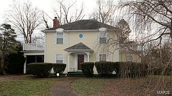 3rd image of 908 Sainte Genevieve Ave