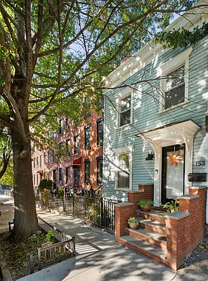 Sold by Compass | media 1