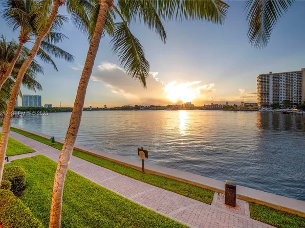 17150 N Bay Rd APT 2207, Sunny Isles Beach, FL 33160