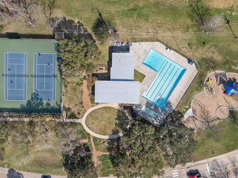 1246 Glenwood Canyon Ln — Photo 35
