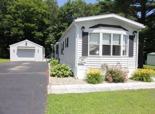 82 Middle Rd, Sabattus, ME 04280