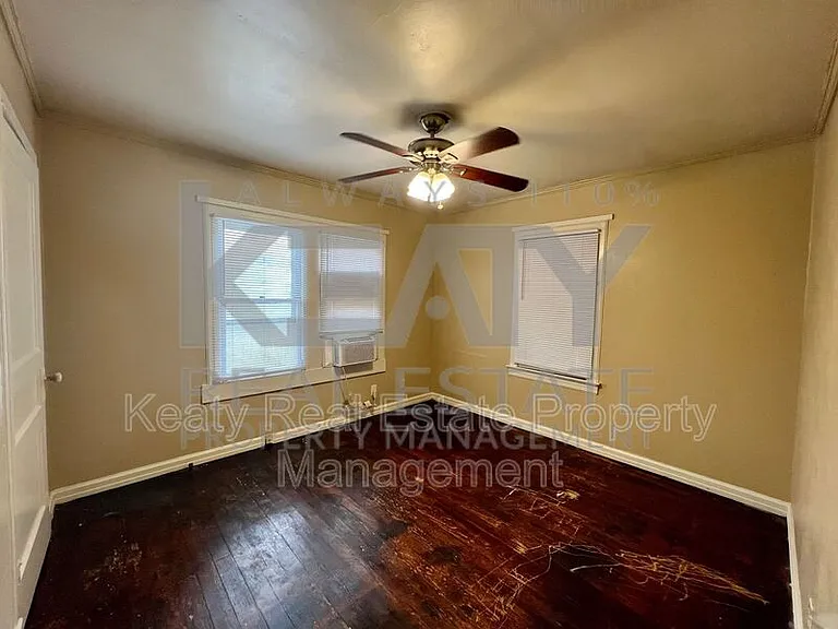 409 Silkwood St — Photo 7