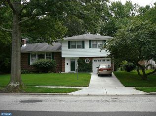 514 Howard Rd, Cherry Hill, NJ 08034