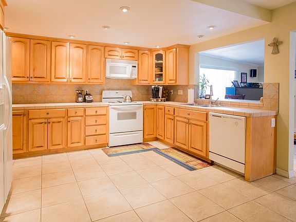 3rd image of 2928 Acropolis Pl