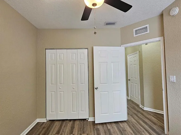 1063 Golden Lakes Blvd #322 — Photo 20