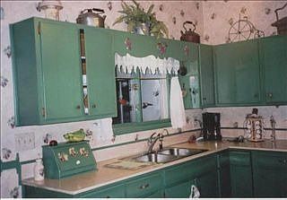 4th image of 1348 Laurel Dr