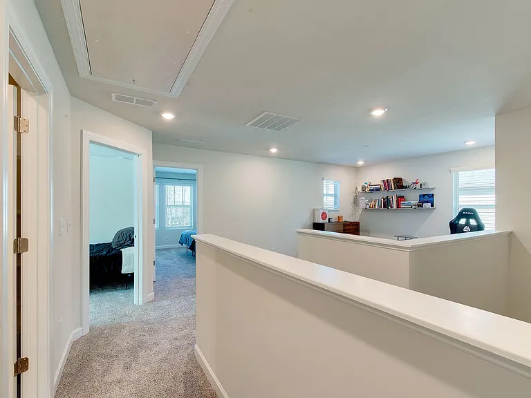 4009 Woodland View Dr — Photo 35