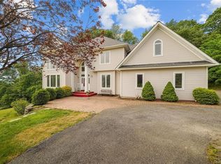 15 Windy Hill Rd, New Windsor, NY 12553