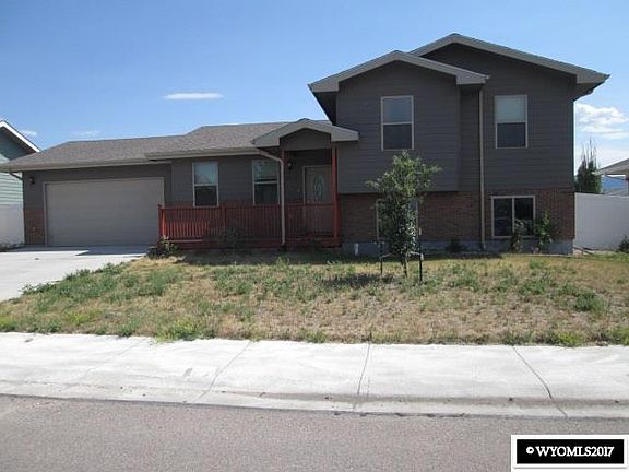 2nd image of 1097 6th St