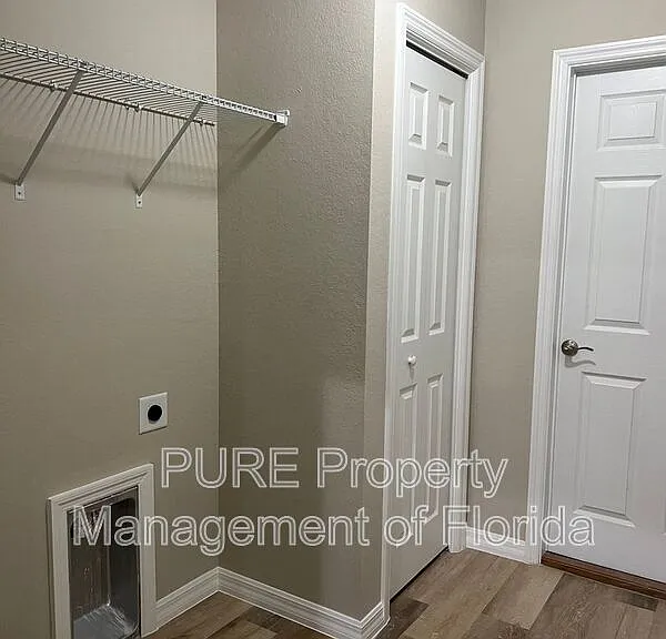 4721 SW 151st Pl — Photo 17